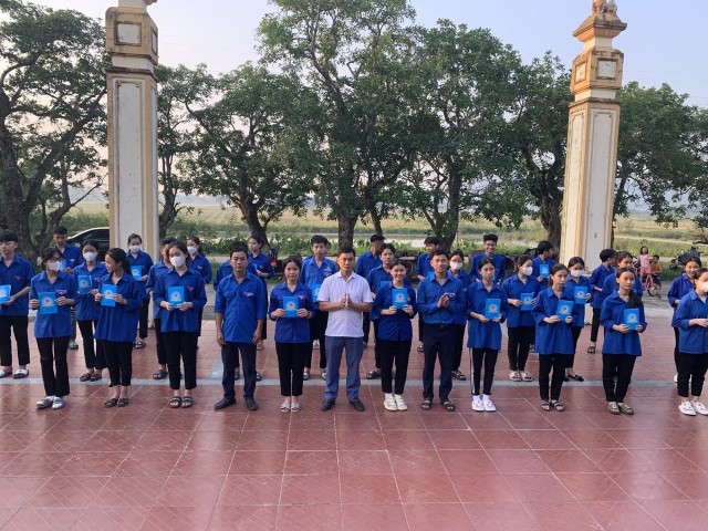 Đoàn xã Thuận Lộc: Tổ chức các hoạt động chào mừng Kỷ niệm 133 năm ngày sinh Bác